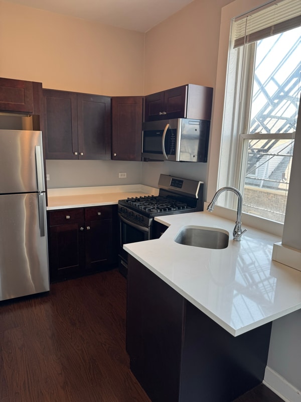 Photo - 1461 W Fry St Apartment