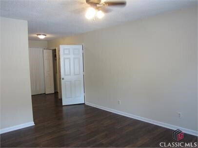 Foto del edificio - 1692 Barnett Shoals Rd