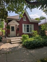 Building Photo - 47 Askin St