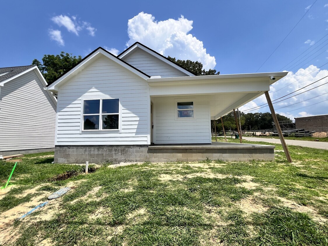 Foto principal - 135 Edgewood Ave