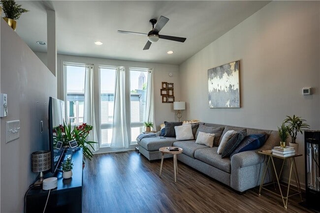 Foto del edificio - 452 Latta St NE