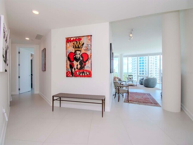 Foto del edificio - 2900 W Bay to Bay Blvd