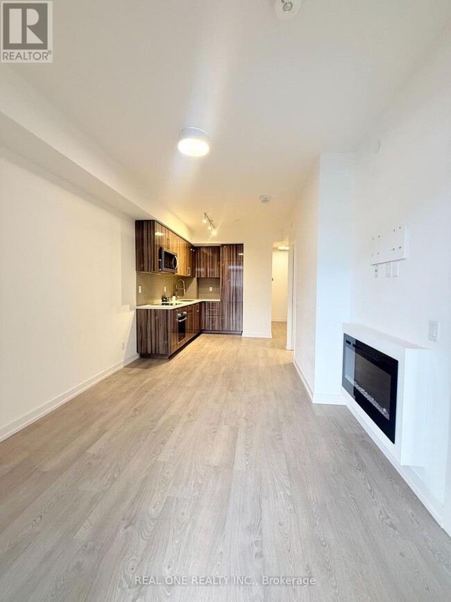 Building Photo - 1 Grandview Ave