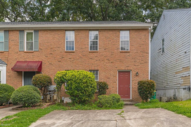 Building Photo - 2 br, 2.5 bath Townhome - 6628 Meadow Gree...