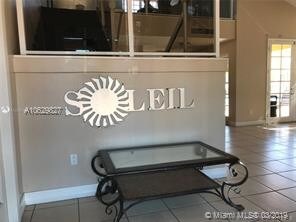 Foto principal - 9742 Fontainebleau Blvd