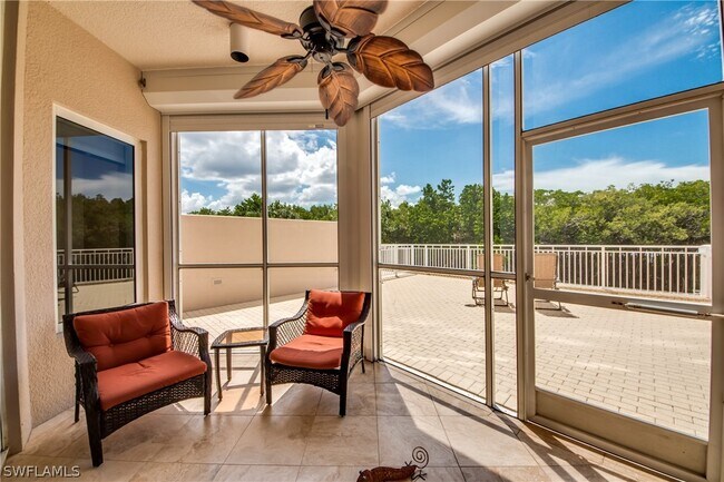 Foto del edificio - 4182 Bay Beach Ln
