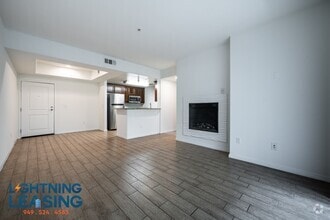 Building Photo - 11927 Kling St