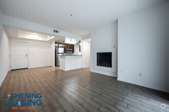 Building Photo - 11928 Kling St