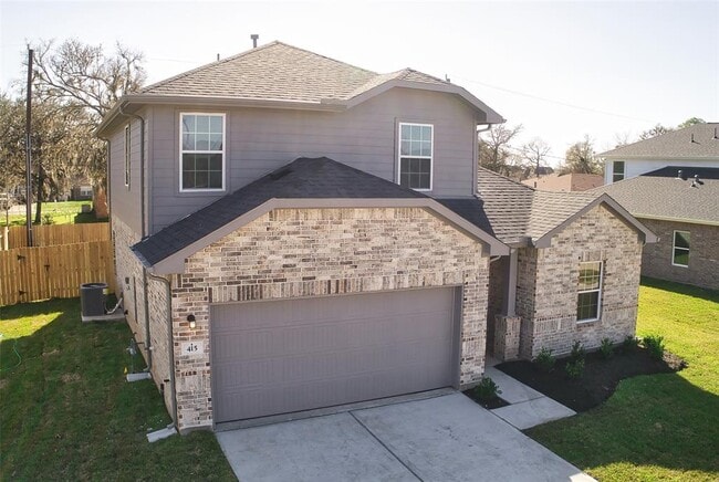 Building Photo - 415 Magnolia Ln