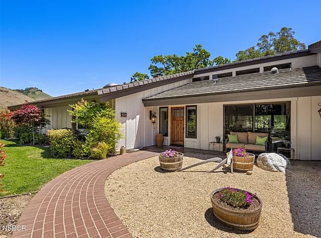 Building Photo - Rancho Alisal Drive
