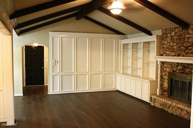 Foto del edificio - 14423 Woodforest Blvd