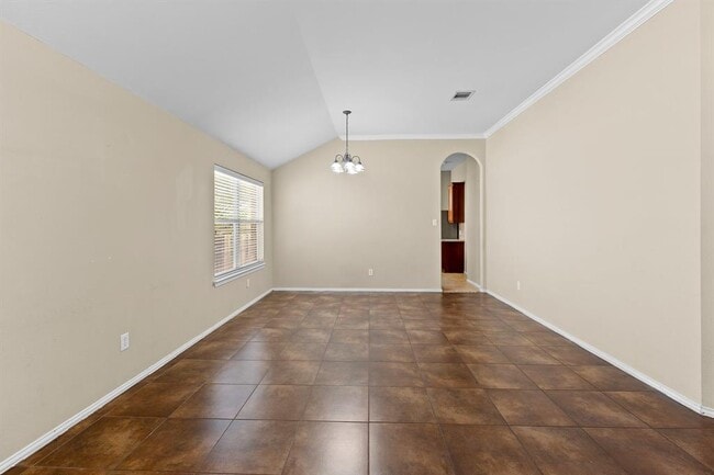 Building Photo - 208 Pecanwood S