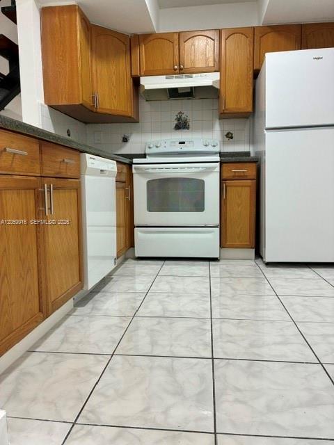 Foto del edificio - 1121 SW 105th Ave