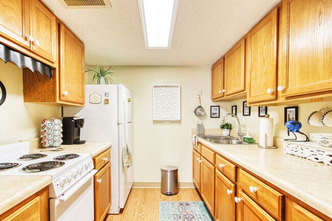 cocina - Riverside Park Apartments