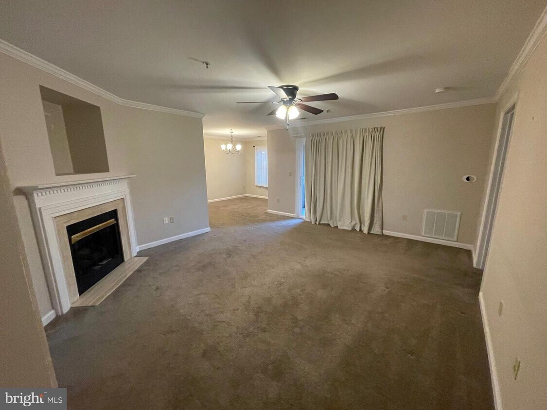 Foto principal - 9131 Gracious End Ct