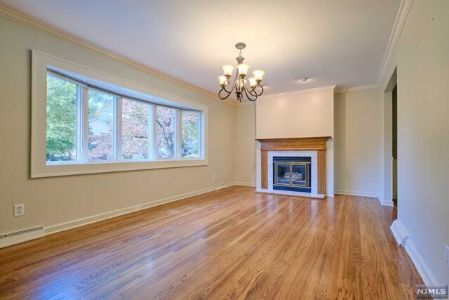 Building Photo - 247 Momar Dr