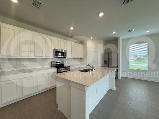 Building Photo - 5105 Auburn Trce Ln