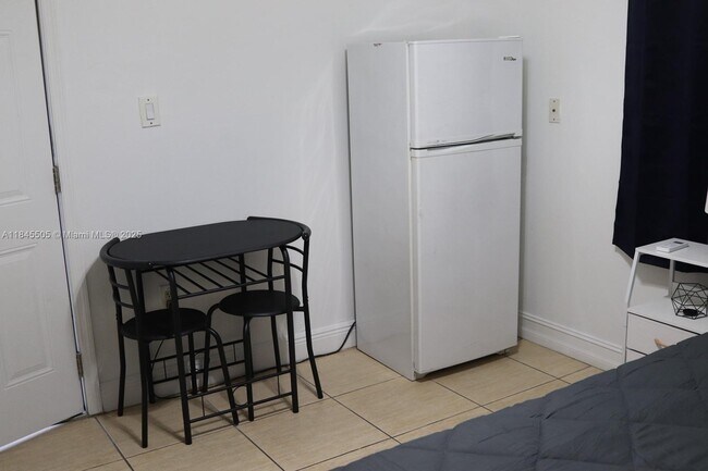 Foto del edificio - 20022 NW 58th Ct