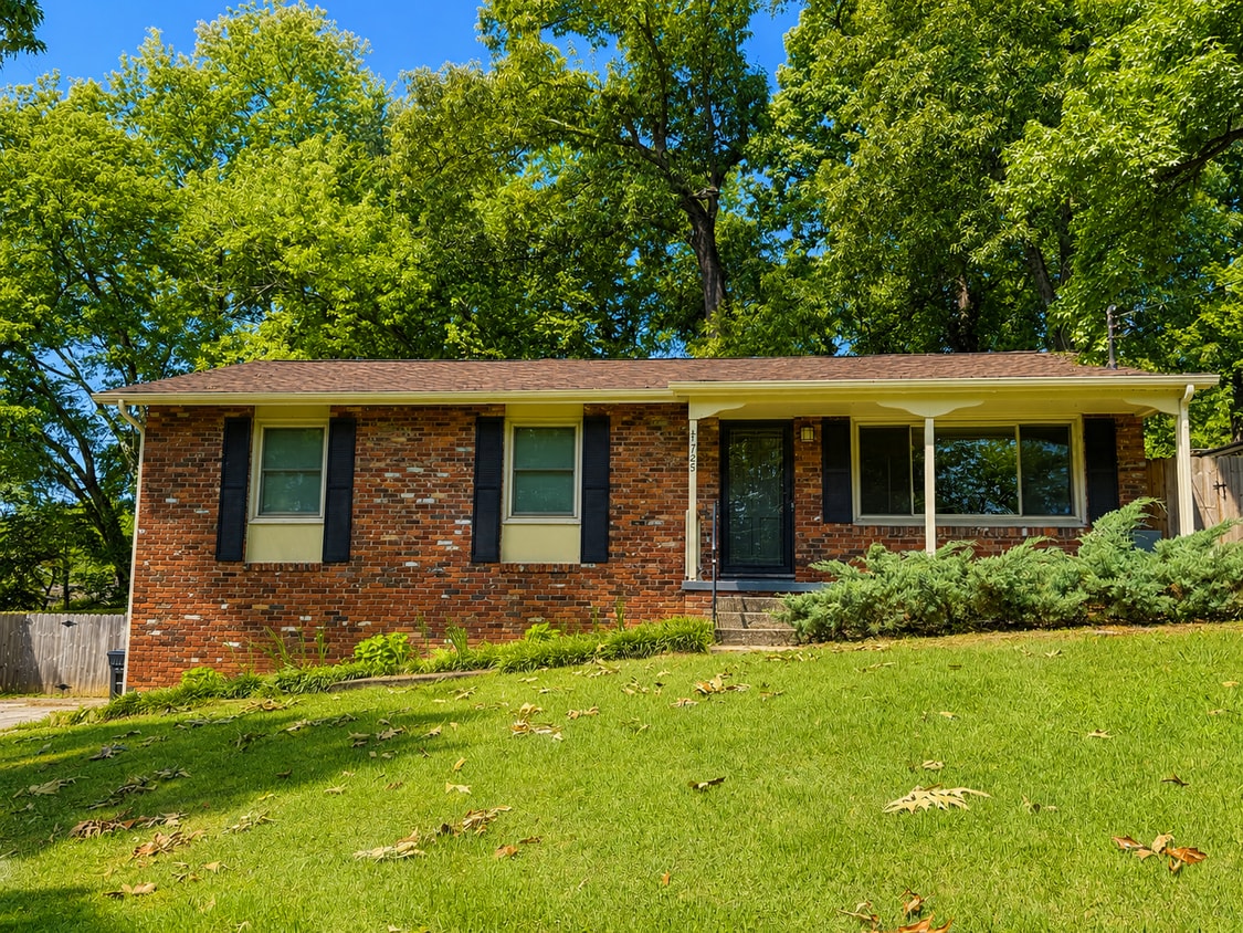 Photo - 725 Aeronca Rd NW (Knoxville, TN)