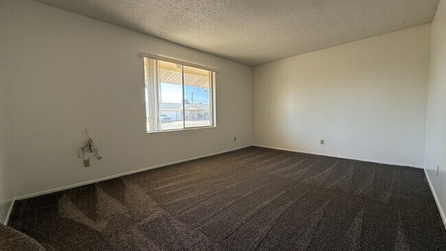 Foto del edificio - "Charming 2-Bed, 2-Bath Oasis in Phoenix - Your Cozy Retreat Awaits!"