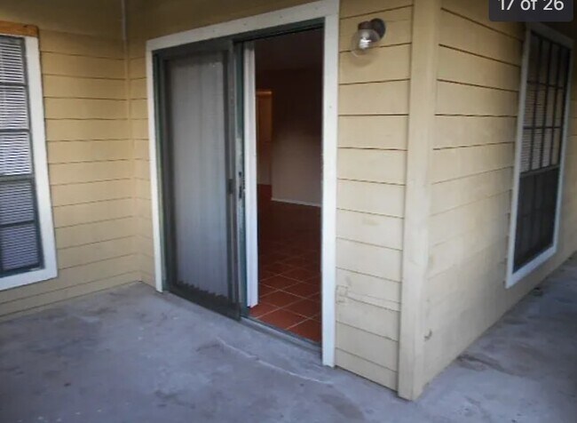 Foto del edificio - 8621 Fancy Finch Dr