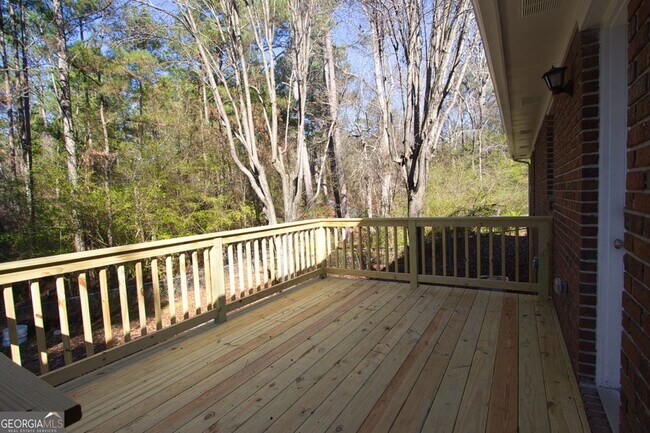 Building Photo - 2420 Green Rd