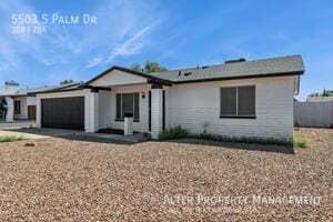 Building Photo - 5503 S Palm Dr