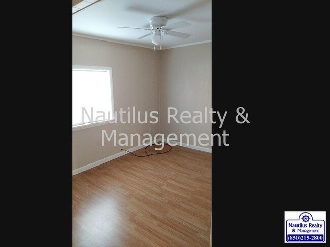 Foto del edificio - 605 Kraft Ave