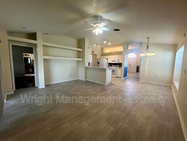 Building Photo - 29731 Morwen Pl