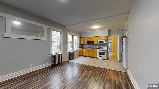 Foto del edificio - 416-418-418 Leslie St