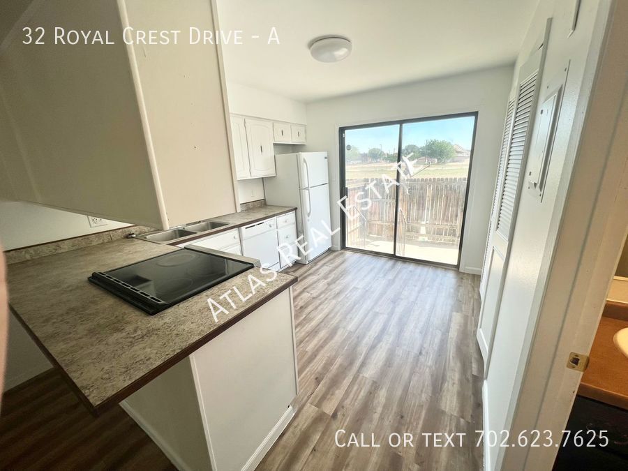 Primary Photo - Beautiful apartment, 2 Bed 1.5 Bath Townho...