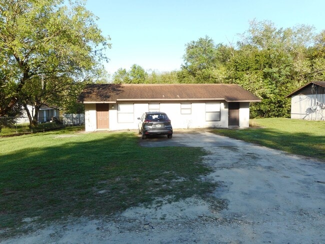 Building Photo - 914 NW 59th Ave