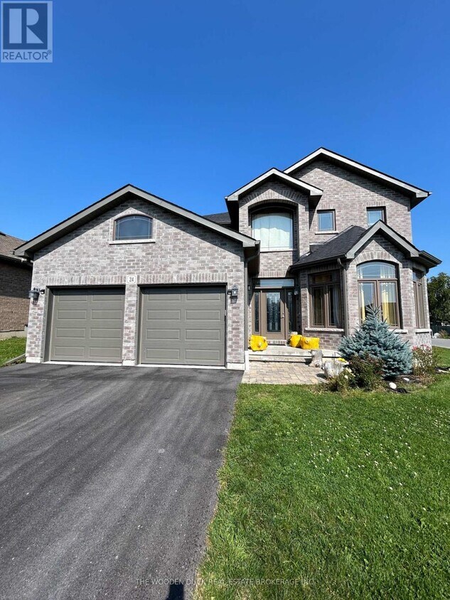 24 Stonecrest Blvd, Quinte West, ON K8R 1G3 House for Rent in Quinte West, ON