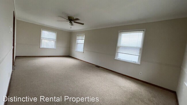 Foto del edificio - 3 br, 2.5 bath House - 842 Kent Ave