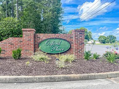 Foto del edificio - 1473 Oxpens Rd