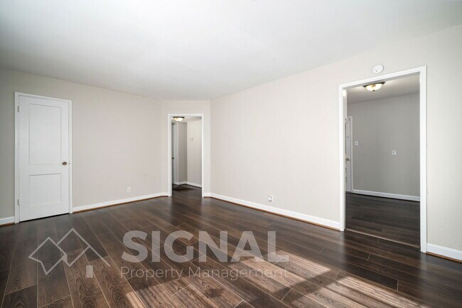 Foto del edificio - 1320 45th St N