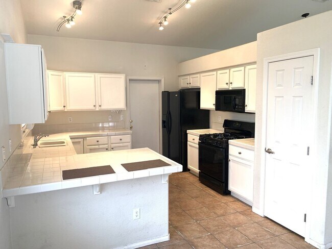 Building Photo - Single Story Home - Summerlin