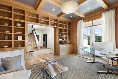 Foto del edificio - 210 Bluff Rd