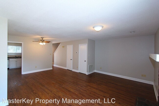 Building Photo - 2 br, 1.5 bath House - 5002 Casa Del Rey Dr