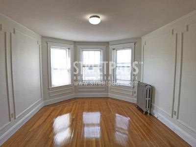 Foto principal - 1 bedroom in Malden MA 02148