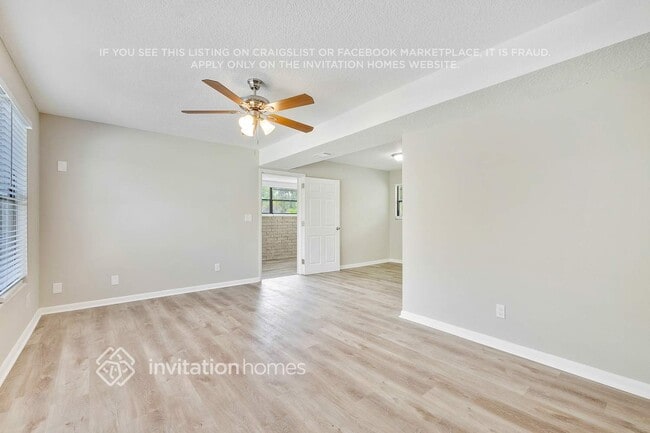 Building Photo - 4853 Clyde Dr