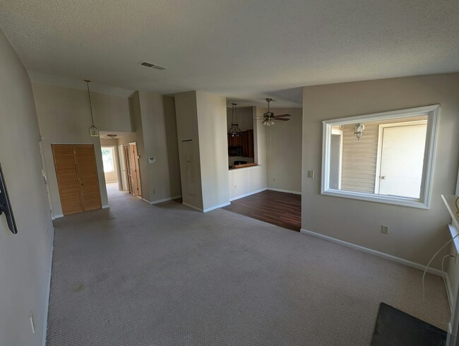 Building Photo - 937 Edpas Rd