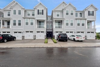 Building Photo - 5B Passe Ct