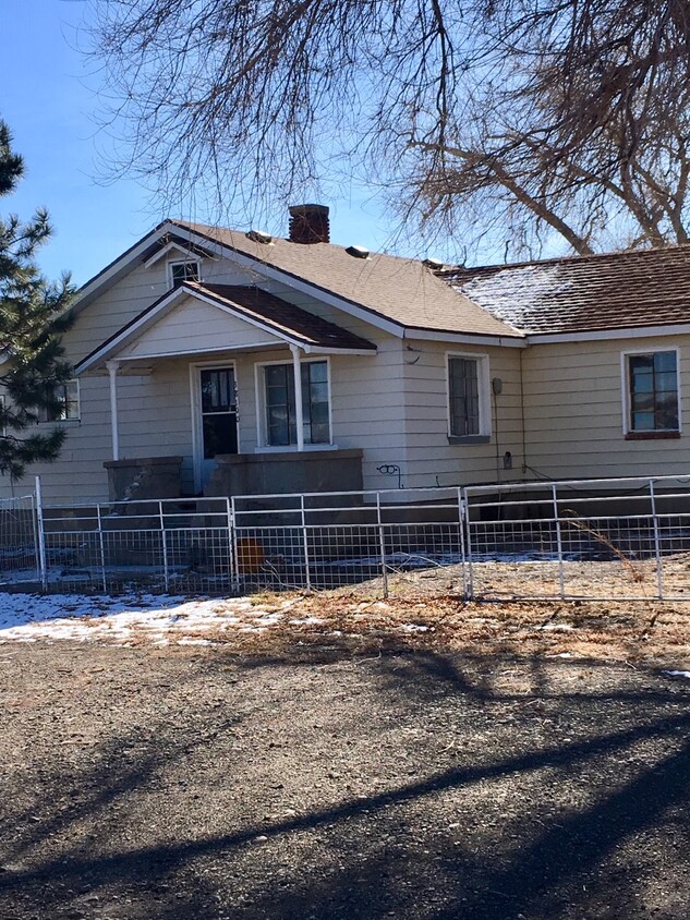 Primary Photo - 38100 County Rd