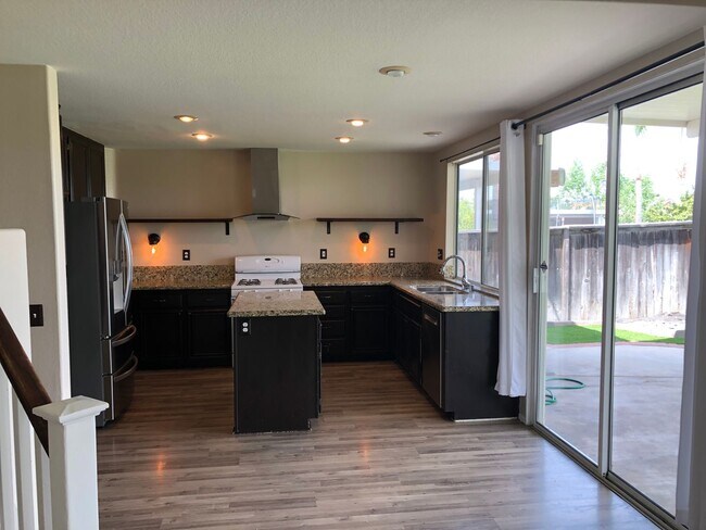 Building Photo - Family Friendly Vail Ranch home