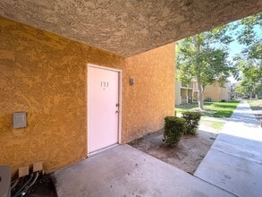 Building Photo - 1025 N Tippecanoe Ave