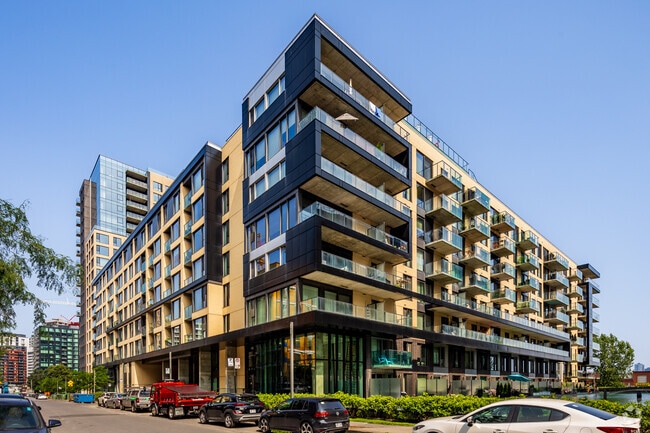 Bassins Du Havre Pier 2