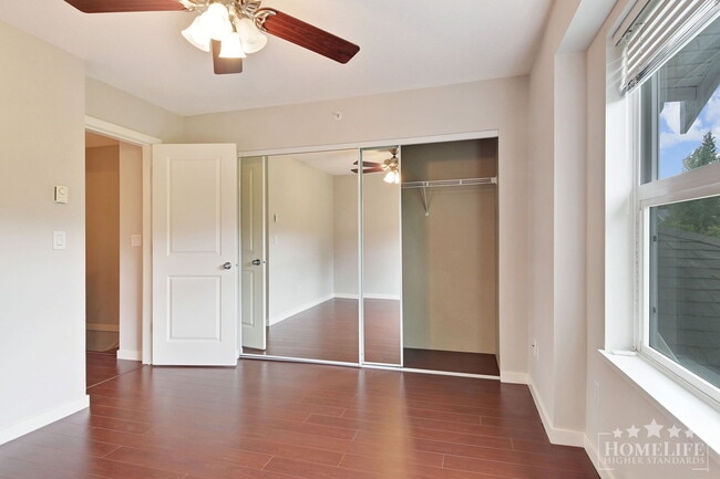 Building Photo - 20460-20466 66 Ave