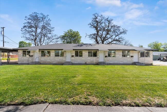 Building Photo - 5410 N Lacey St