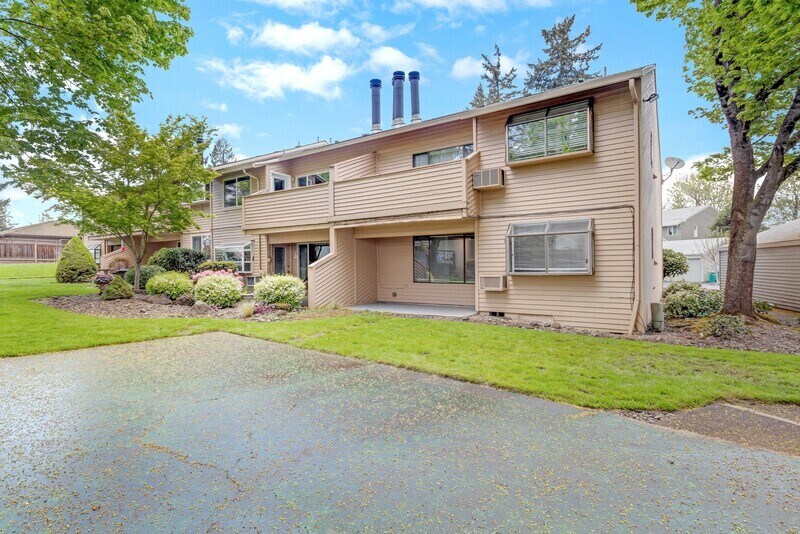 12600 SE Freeman Way Unit 127, Milwaukie, OR 97222 Condo for Rent in